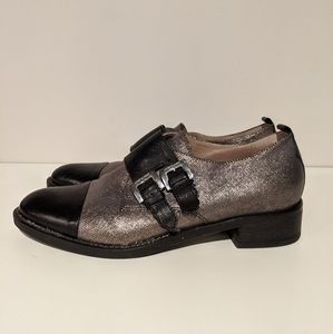 Janet & Janet metallic buckle leather loafers